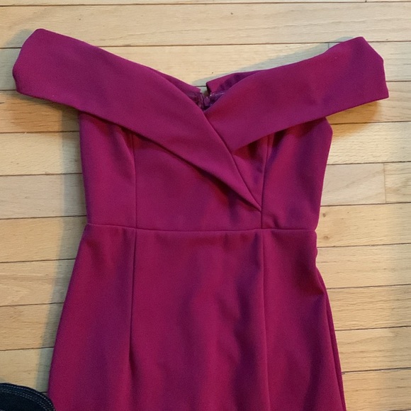 Lulu’s off the shoulder formal dress size S raspberry pink color - Picture 2 of 11